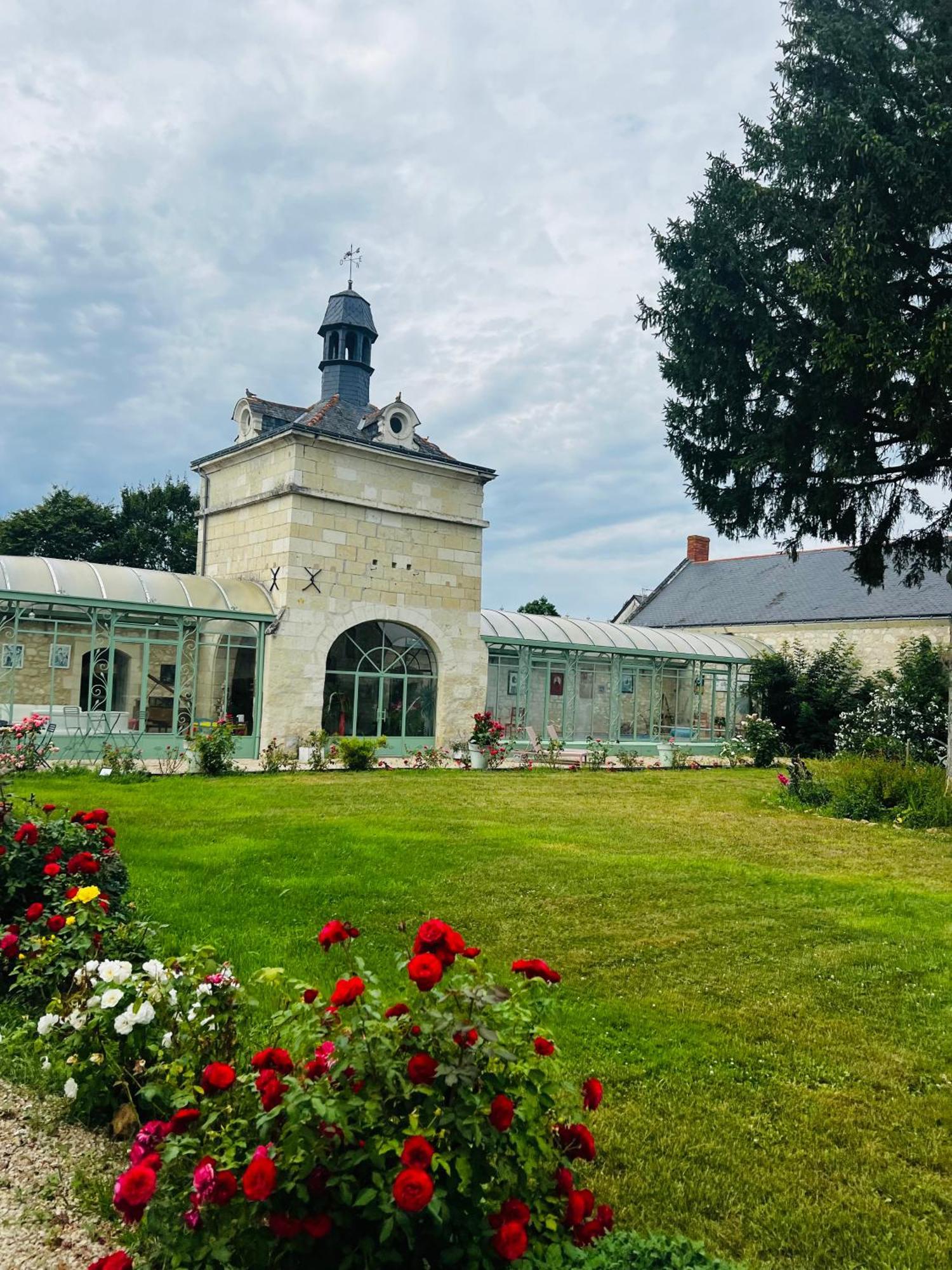 Chateau De La Thibaudiere Bois Savary - Chambre Familiale Du Roi Allonnes  Екстер'єр фото